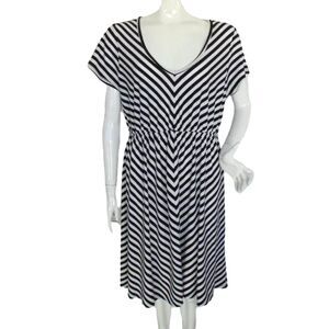 TORRID Dress, 2/2X, Black/White, Diagonal Stripes, Short sleeves, Jersey, poly